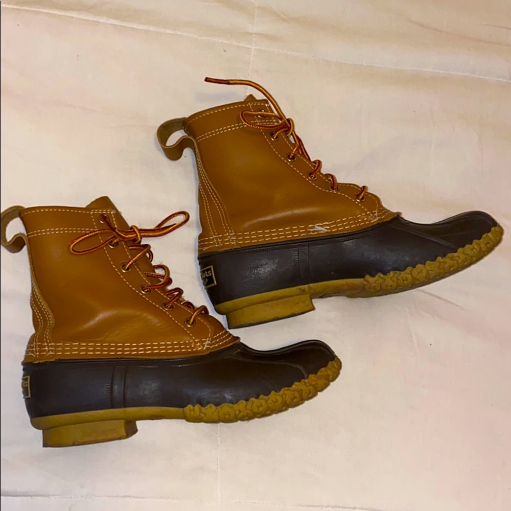 original LL Bean duck boot - medium width, size 7